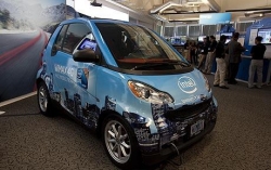 Intel przedstawia inteligentny samochód przyszłości