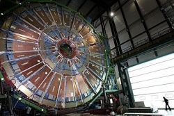 Kolejne zderzenia w LHC już w kwietniu