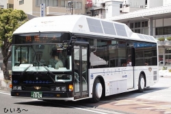 Sanyo i Ryobi Group prezentują autobus zasilany częściowo energią odnawialną