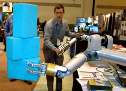 Wystawa najnowocześniejszych robotów na międzynarodowej konferencji IROS 2011
