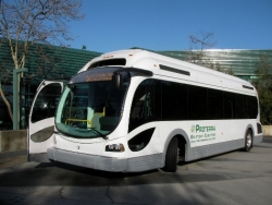 Elektryczne autobusy na ulicach miast w USA