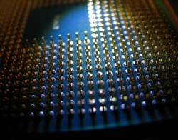 Materiały o podwyższonej przewodności cieplnej dla obrabiarek i procesorów