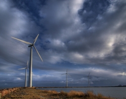 Prąd z niemieckich wiatraków zagraża polskiemu systemowi elektroenergetycznemu