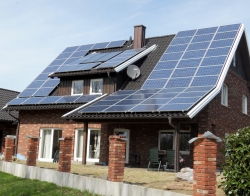 Pod Wrocławiem powstaje pierwszy energooszczędny dom z dopłatą NFOŚiGW