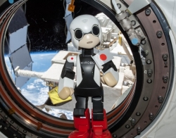 Pierwszy rozmawiający robot Toyoty na misji kosmicznej