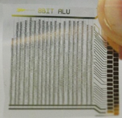 Pierwszy na świecie plastikowy mikroprocesor i drukowana pamięć komputerowa