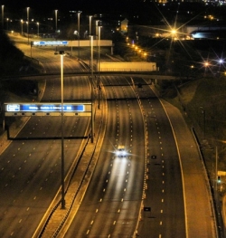 Polskie sterowniki lamp ulicznych na szkockiej autostradzie