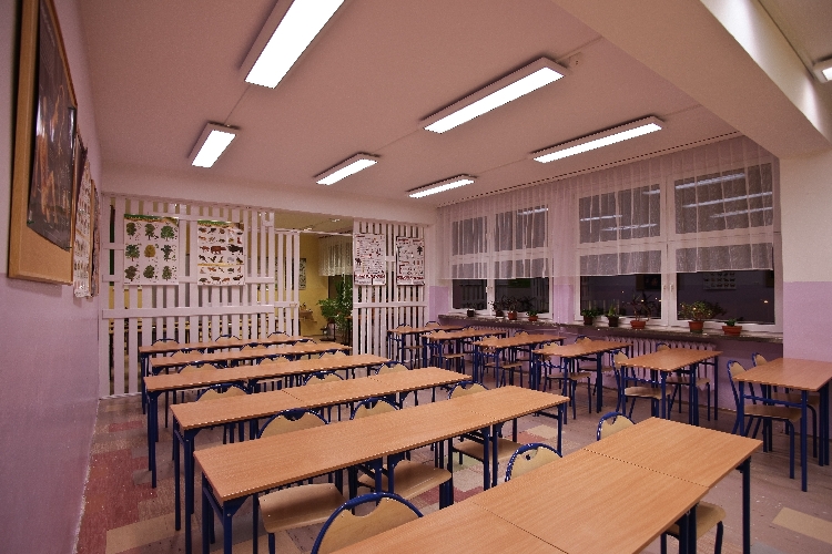 Szkolna pracownia w Bełchatowie oświetlona systemem Philips SchoolVision
