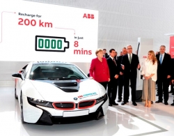 200 kilometrów w 8 minut: stacje szybkiego ładowania firmy ABB napędzają rewolucję elektromobilności