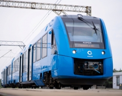 Pierwszy na świecie pasażerski pociąg z napędem wodorowym powstaje w Polsce